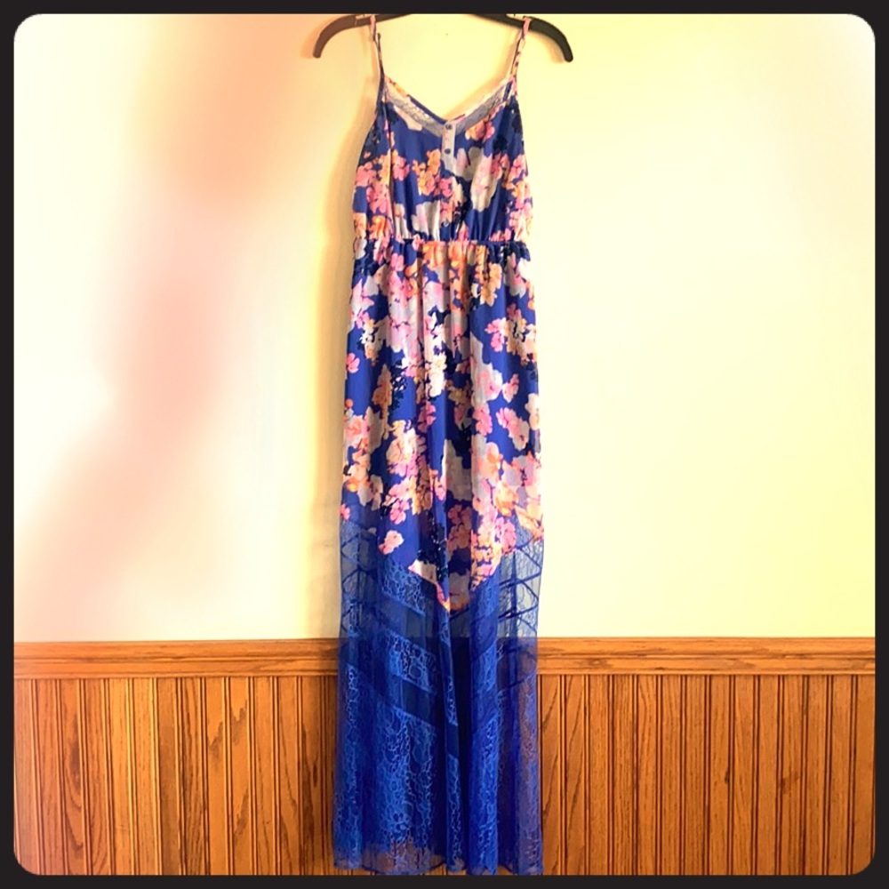 Maxi dress